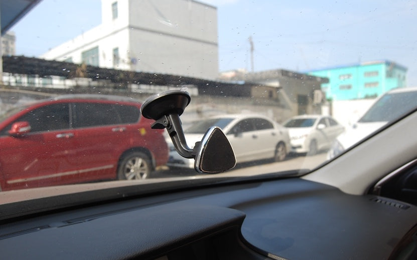 Car Phone Holder – Magnetic Dashboard & Windscreen Mount - image 5
