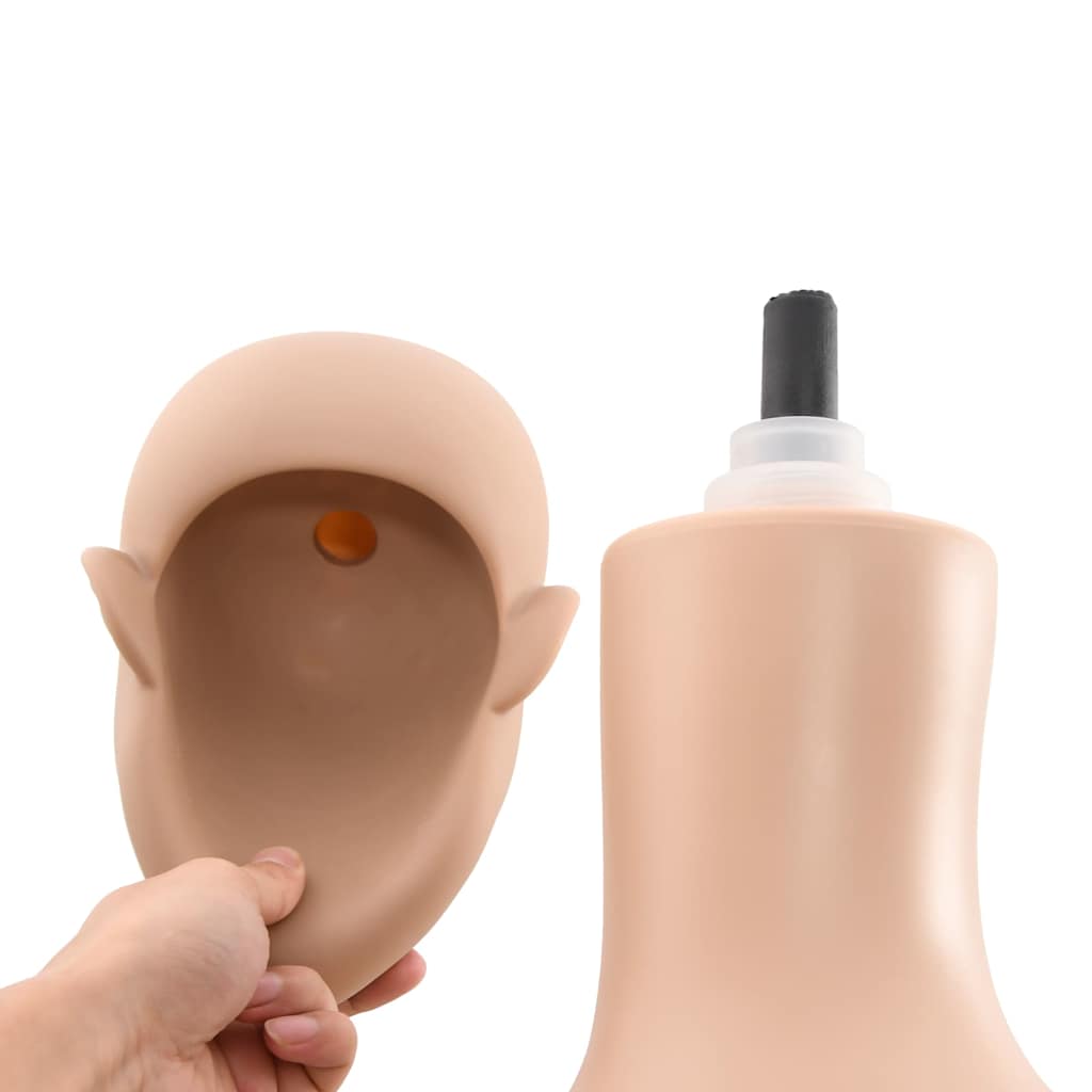female mannequin A   male mannequin A