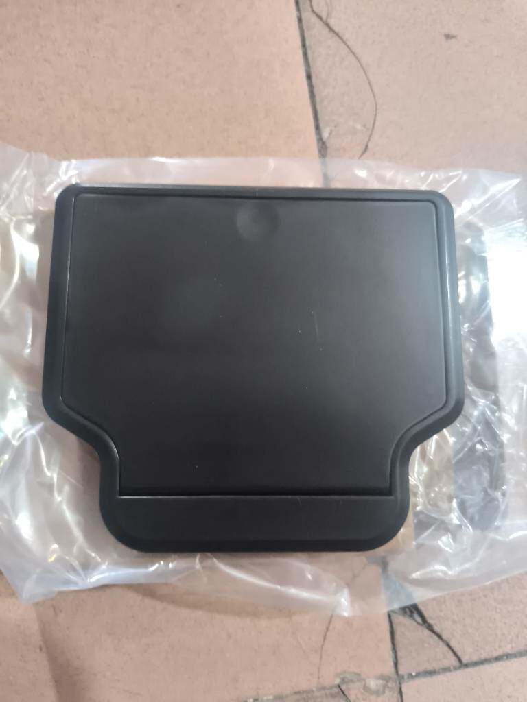 Centre Console Storage Box for Tesla Model 3 - image 5